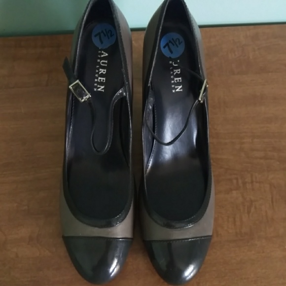 Heels - Picture 3 of 7